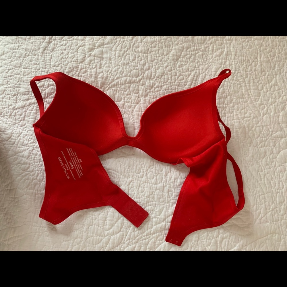 Victoria’s Secret 32B Push-up Bra - Picture 4 of 5